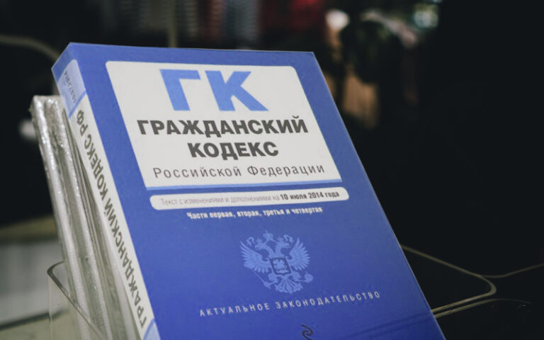 Фирма приобрела у гражданина бывший в употреблении принтер обязан ли гражданин