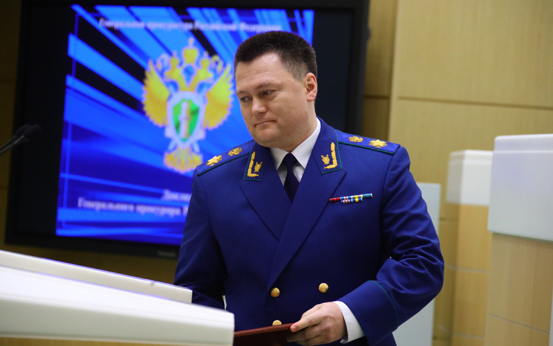 Игорь Краснов отчитался перед сенаторами за Юрия Чайку - legal.report